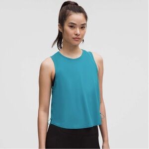 lululemon Cropped Sculpt Tank *Clinch – Hawaiian Blue (Size 6)
